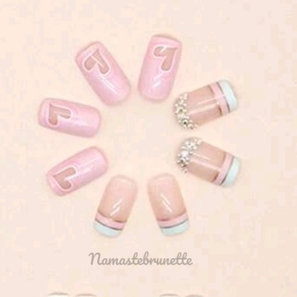 2/$16 Rhinestone Hearts French Manicure Press On Nails - Picture 5 of 14